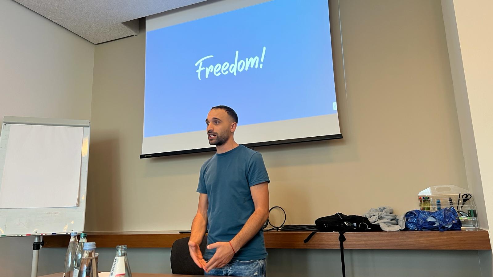 Contributor Toti Maisto - profile image profile image